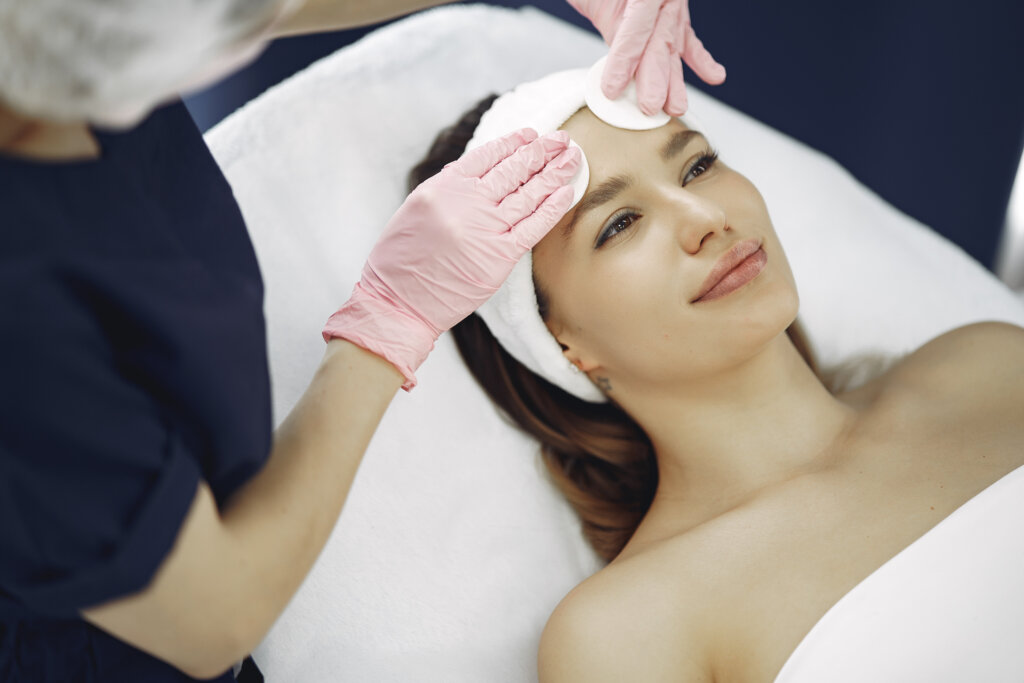 3D contouring of facial contours - Frais